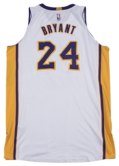 2014-15 Kobe Bryant Game Used Los Angeles Lakers Home White Jersey Photo Matched (3 games Including Season-High 44 Point Game on 11/16/14 vs The Golden State Warriors) (Resolution Photomatching)